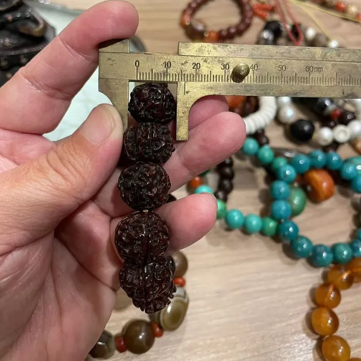 二眼老天珠白瑪瑙配老金剛菩提