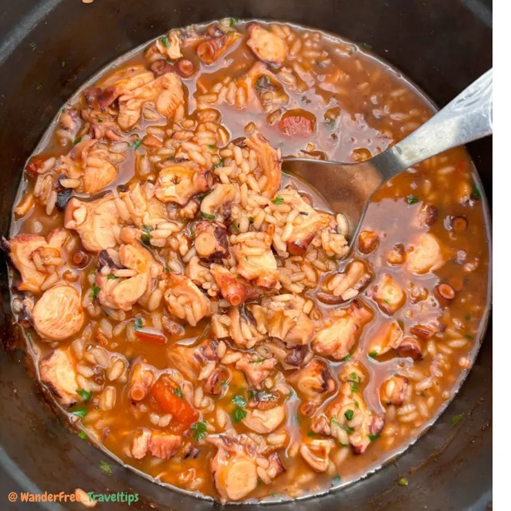 Restaurante "O Conquistador" 章魚海鮮燉飯