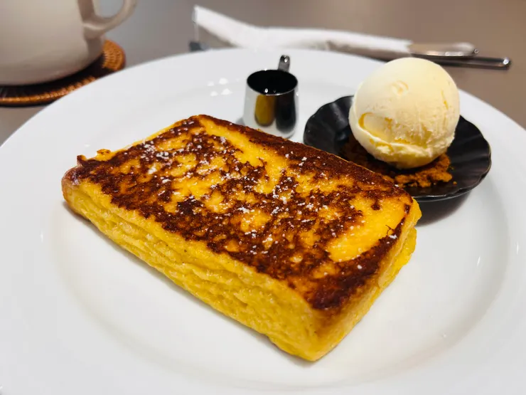 喫茶月滿的半份法式吐司