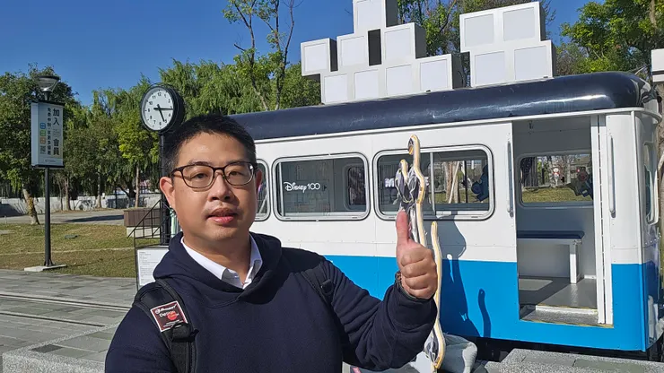 LaLaport北館門口的糖鐵巡道車!