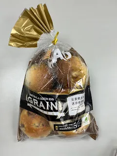 寫作與運動也是如此，沒有說投入時間比較長，就一定會有如何如何的成果。即使如此的不確定，也要持續下去。因為自己知道，唯有開始去做，才有各種的可能性產生。