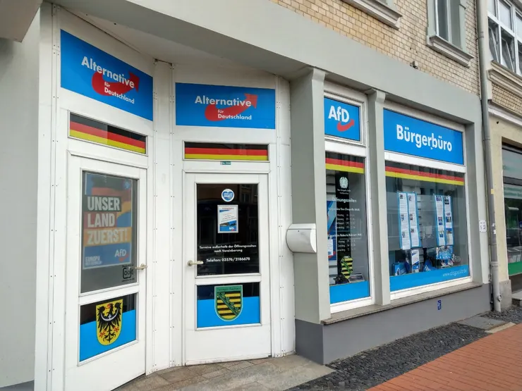 前東德是AfD的大本營（目前國會第二大黨，主張邊境管制）