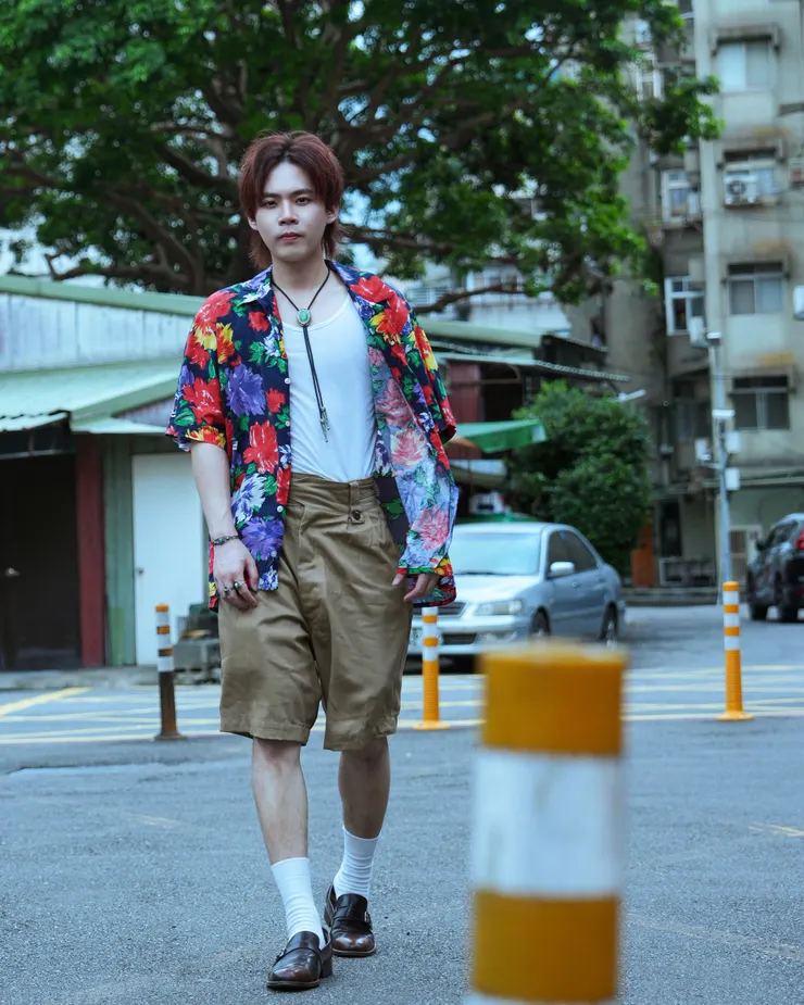 花襯衫🌹💐小品，台灣味、台灣感性🇹🇼被這塊土地澆灌長大的人🌳 #中山 #小南門 #深坑 #古著 #形象 #WANDER #Eritta #電力滿格密技