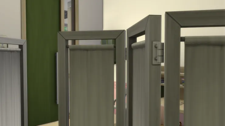 床位雖然是自成一角,但還是能看到外面,要叫醫療人員很方便。