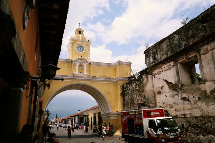 安地瓜地標- 聖卡塔利娜拱門 Arco de Santa Catarina
