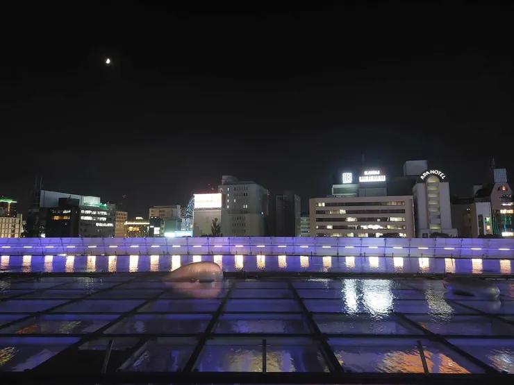 拍個周圍的夜景