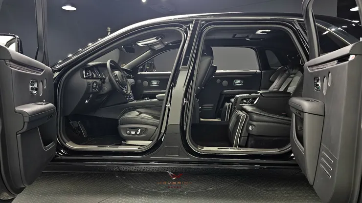 Rolls-Royce Ghost II外匯車