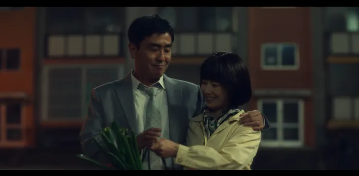 下班後,張洙源有黃智熙等著他一起回家。(Source: Disney +)