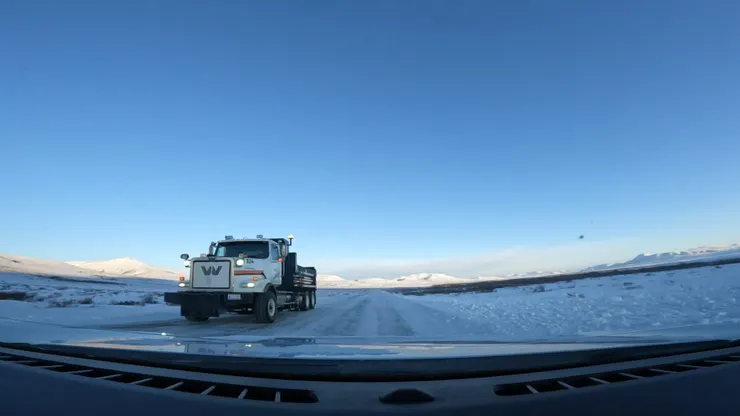 少數從對向駛來的車