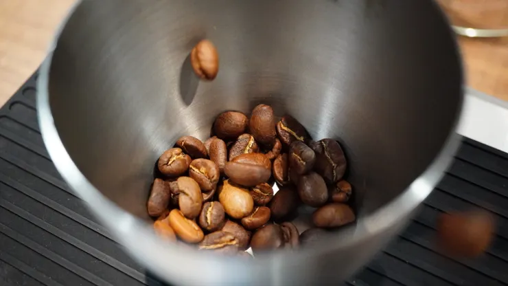 咖啡豆保存難題，喝不完能放冰箱嗎？