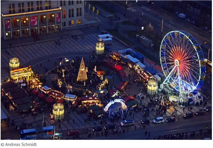 圖片來源：https://www.leipzig.de/freizeit-kultur-und-tourismus/einkaufen-und-ausgehen/maerkte/leipziger-weihnachtsmarkt/weihnachtsmarkt-in-der-leipziger-innenstadt-im-ueberblick#c273545