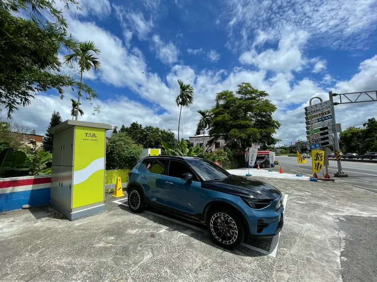 在台東及雲林讓我有久旱逢甘霖的TAIL特爾快充站