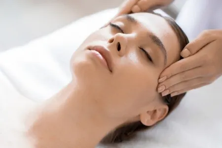 臉部護理系列-潔淨調理課程