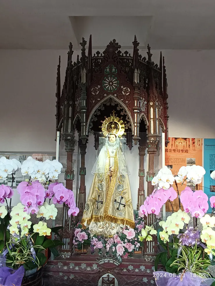 此聖母為歷次出巡者