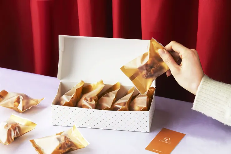 圖說：每一個堅果塔都獨立包裝，搭配質感禮盒襯托高雅極致品味，為重要的人獻上祝福心意。（資料來源：LADY KELLY）
