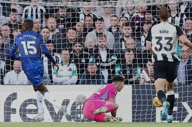 積遜近門破網助車路士領先1:0