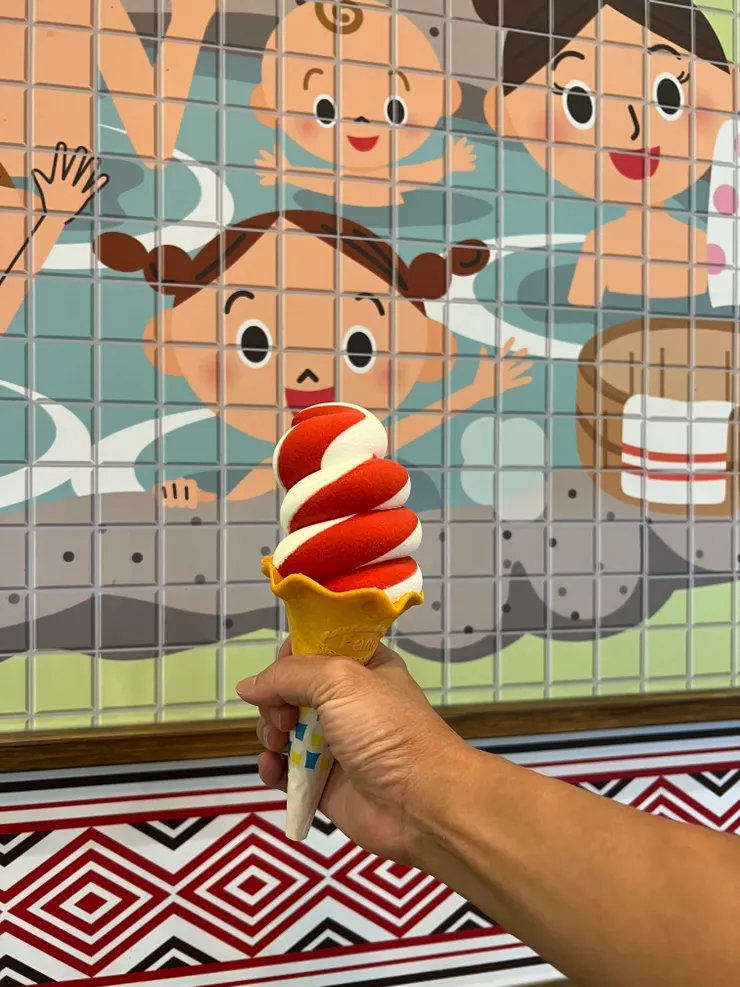 朱霸說:後面的小朋友也要吃哦!