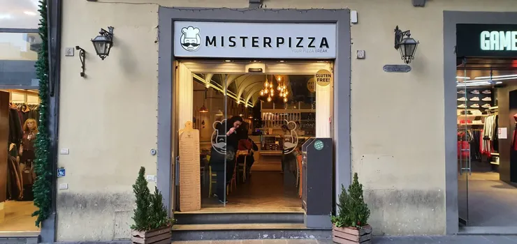 Mister Pizza的門面。(圖片來源: Google)
