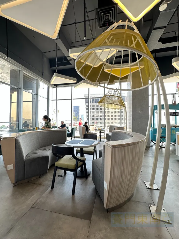 很可愛的座位區