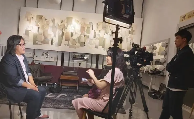 台灣亮起來節目專訪各界名人