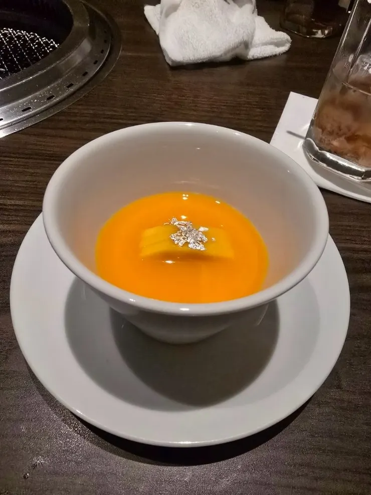 【第九～第十道】 芒果奶酪(偷拍朋友的)