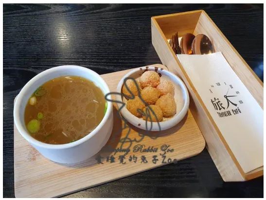 套餐B:開胃小點、精選湯品