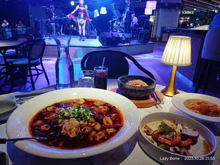 OXI Oyster&WineLiveHouse