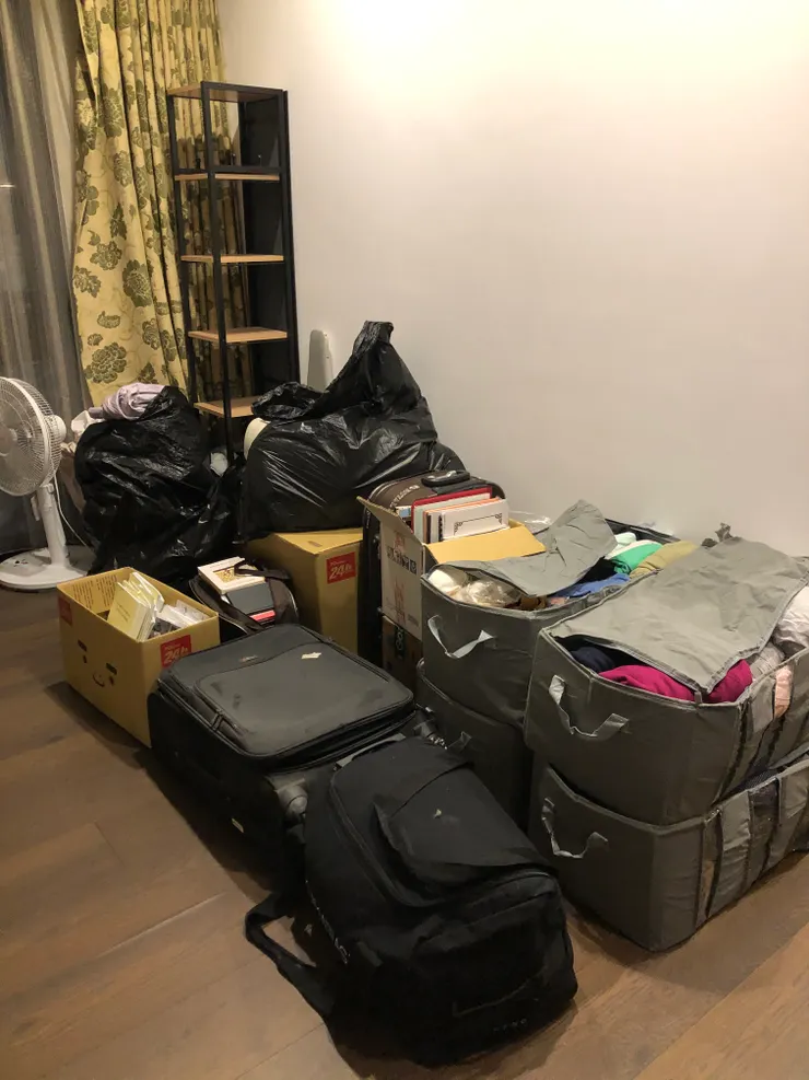 第一天結束後,我們的待送出區,主要是其他家人的物品