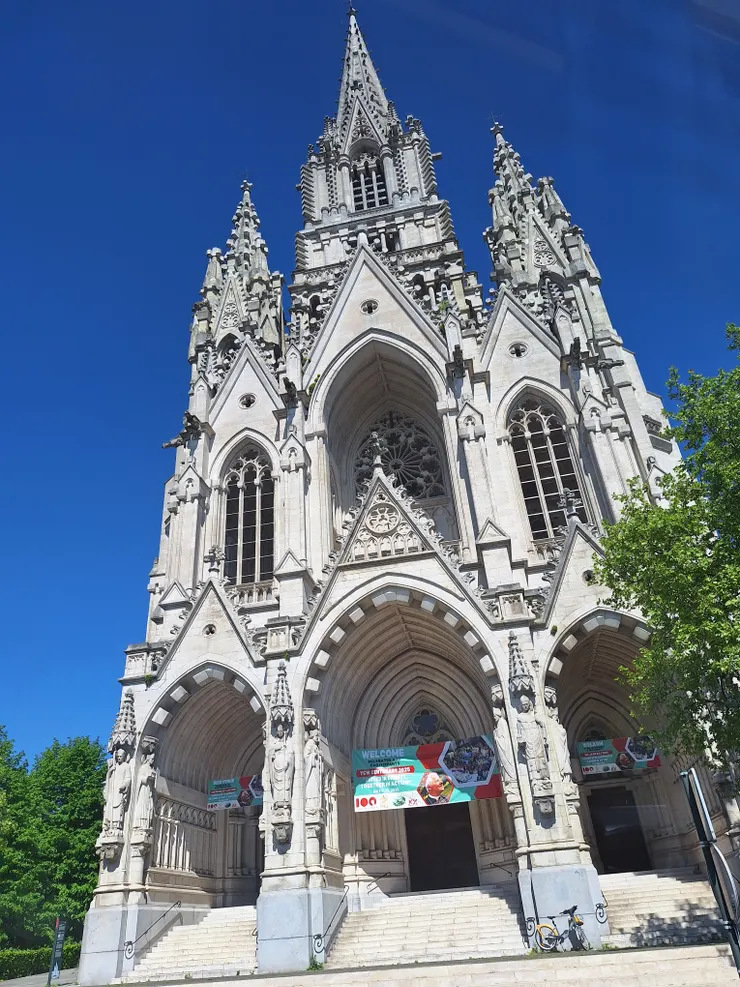 拉肯聖母教堂(Église Notre-Dame de Laeken