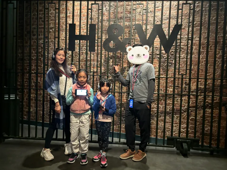 H&W是建造鐵達尼號的船公司