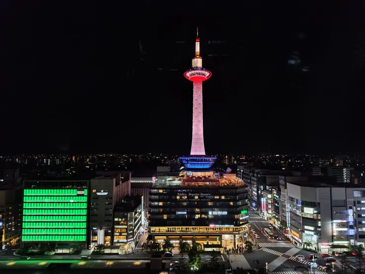 Skyway拍到的京都塔