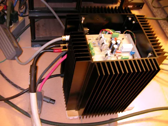 試聽時背面接線情形