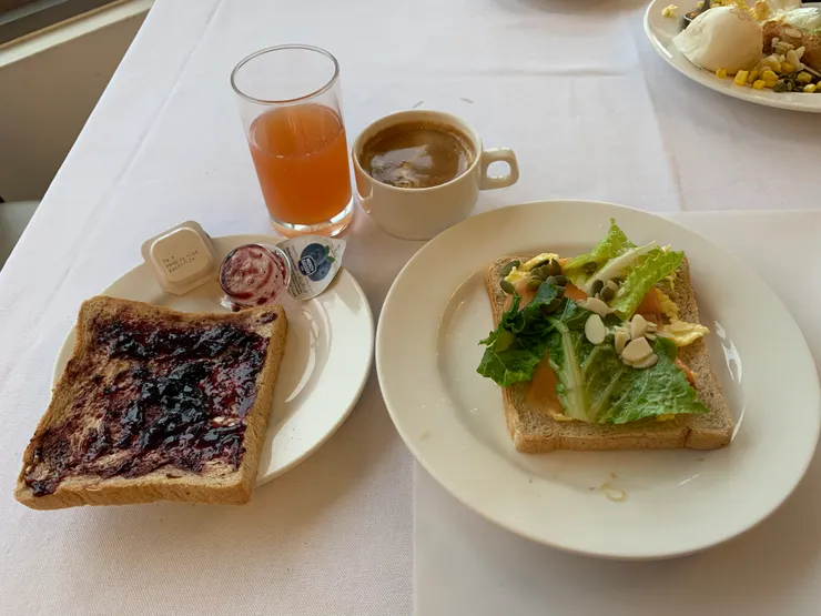 在陽明山吃早餐