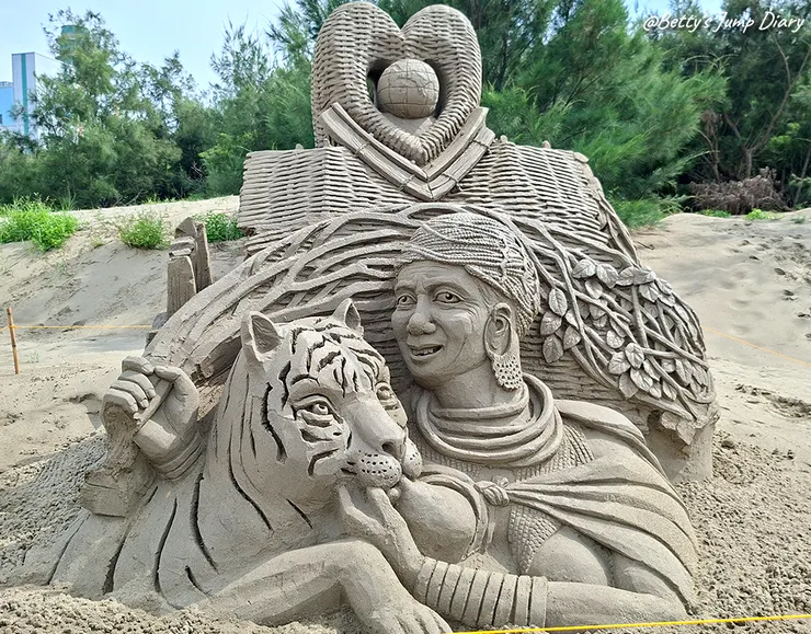 ▲2025苗栗「通霄沙雕藝術節」逍遙沙城/圖片來源：Betty's Jump Diary