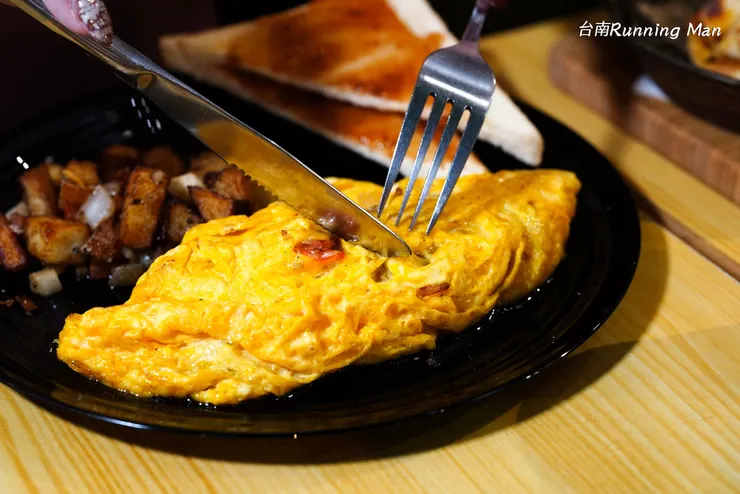 高雄美式餐廳早午餐食記分享!米奇諾美式餐廳讓我一秒飛出國,享