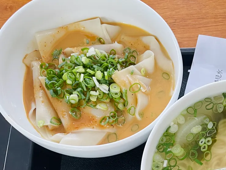 我比較喜歡麻醬麵的香氣