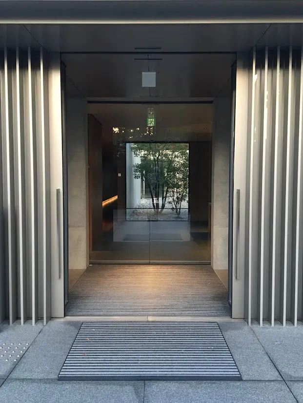 鈴木大拙館入口