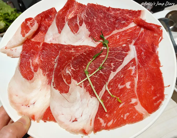 ▲荖子鍋PLUS家樂福平鎮店美食街內/ 圖片來源:Betty's Jump Diary