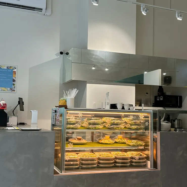 櫥窗內看起來超級美味