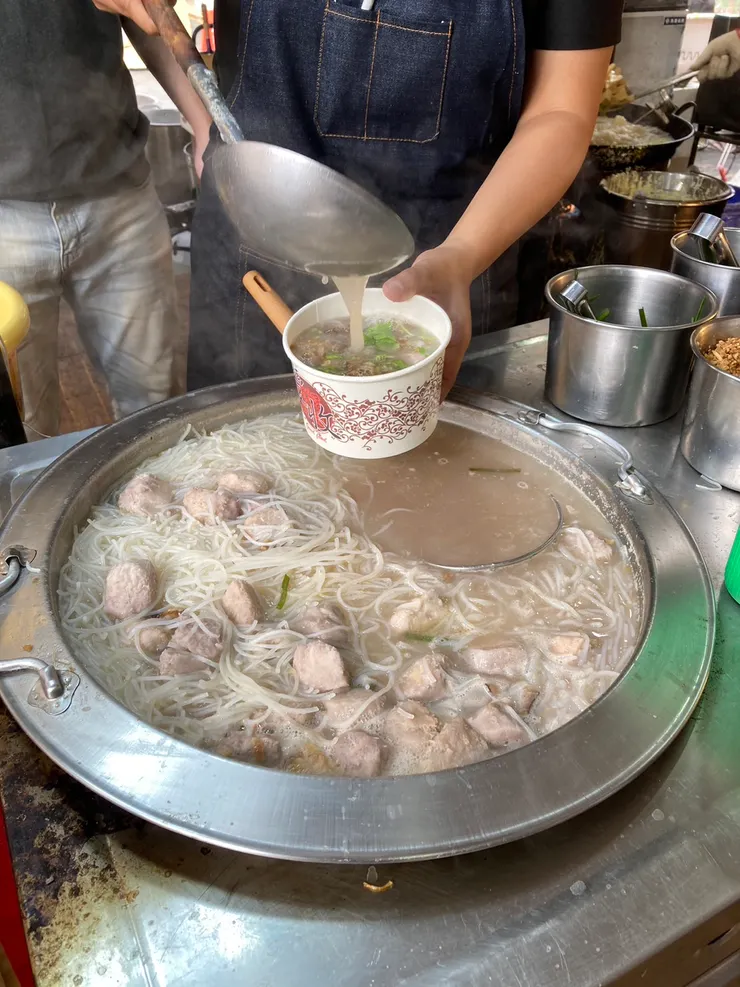 好好吃的芋頭米線湯