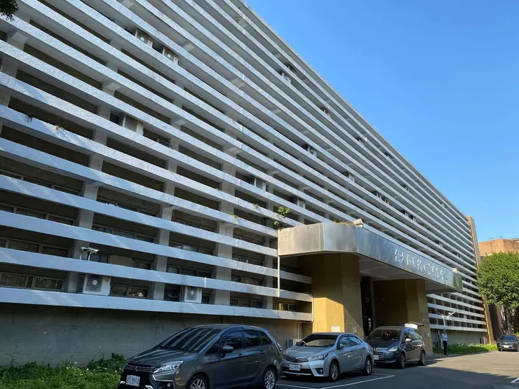 慶齡工業研究中心的水平遮陽