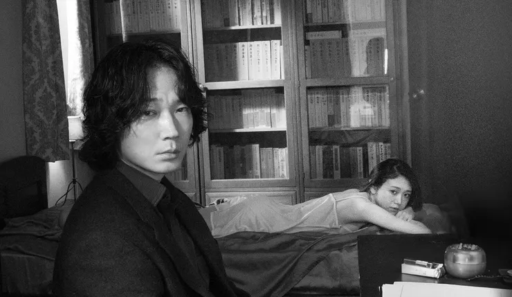 《星與月是天上的洞》