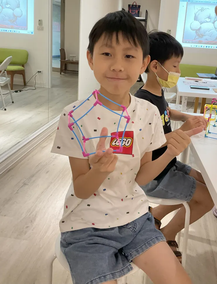 亮亮老師實體上課