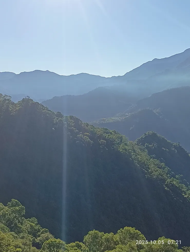 更相射如畫江山