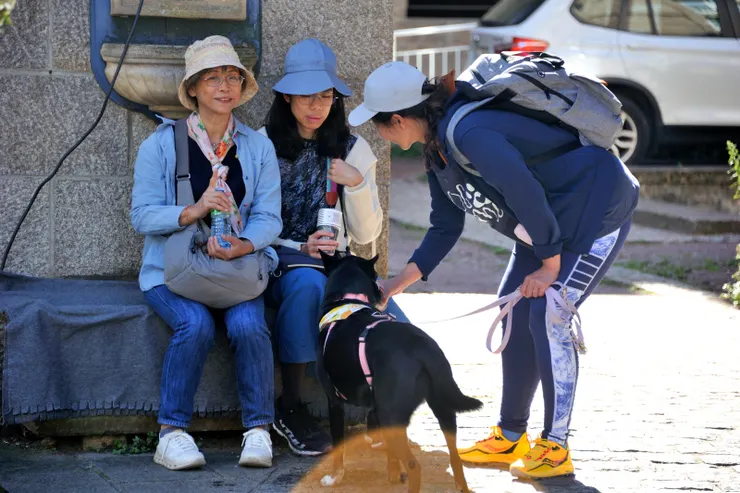 【14：35在餐廳前候位】