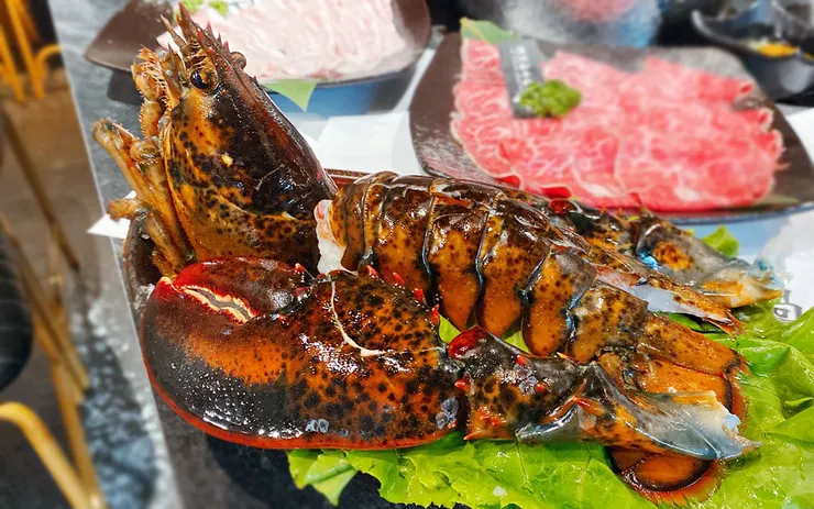 【武鶴和牛火鍋-吉林總店】A5和牛吃到飽、鱈場蟹腳吃到飽,送波士頓龍蝦│台北火鍋吃到飽推薦