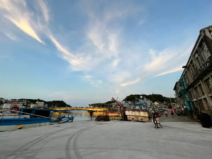 和平橋的夕陽，有一種虛幻的不真實感。