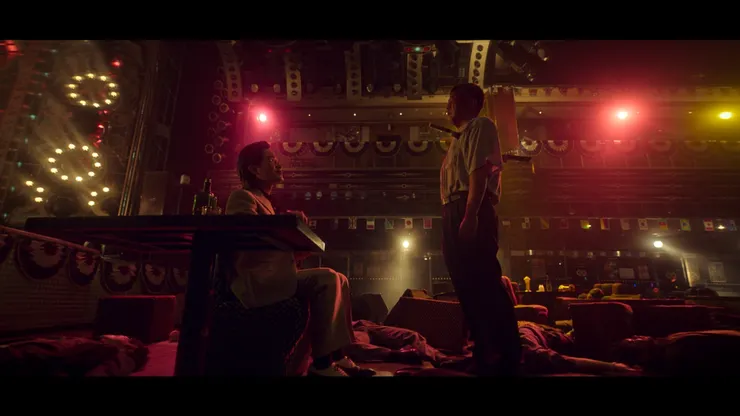 張洙源，人稱「怪物」，憑藉超強復原能力打倒了蔚山幫的手下。（Source: Disney+）