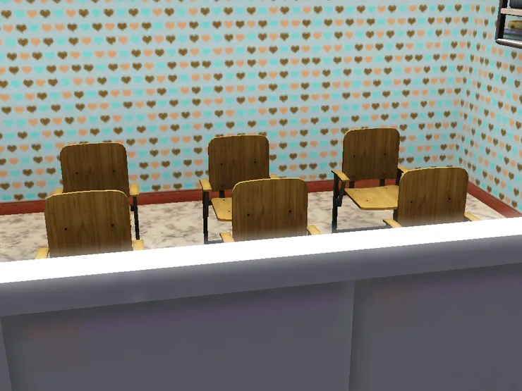 很有趣的角度！正常來說不能這樣拍吧。(這是從白板後面。)