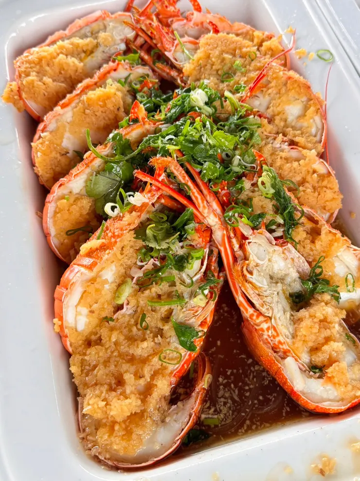 台南辦桌推薦【洪廚囍宴】澎湃海鮮盛宴，魚翅龍蝦鮑魚全都有！不